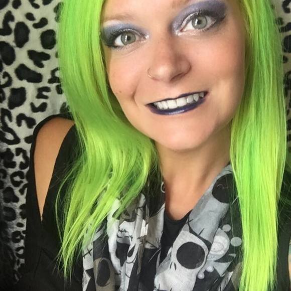 Meet your Posher, Jamie - Picture 1 of 1